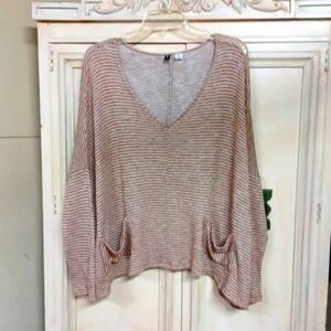 BDG V neck cream and brown striped sweater lightweight S M good condition